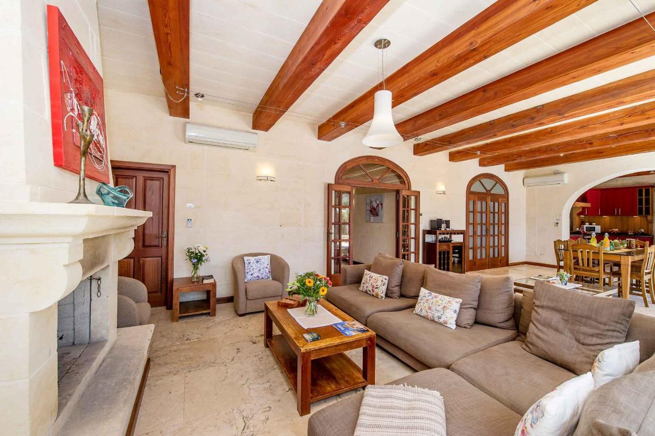 The Almonds Luxury Villa San Lawrenz Exterior foto